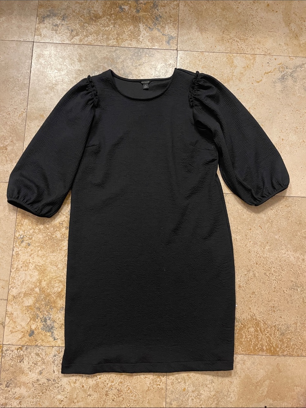 Black Puff-Sleeve Shift Dress - Ann Taylor fits 4-8